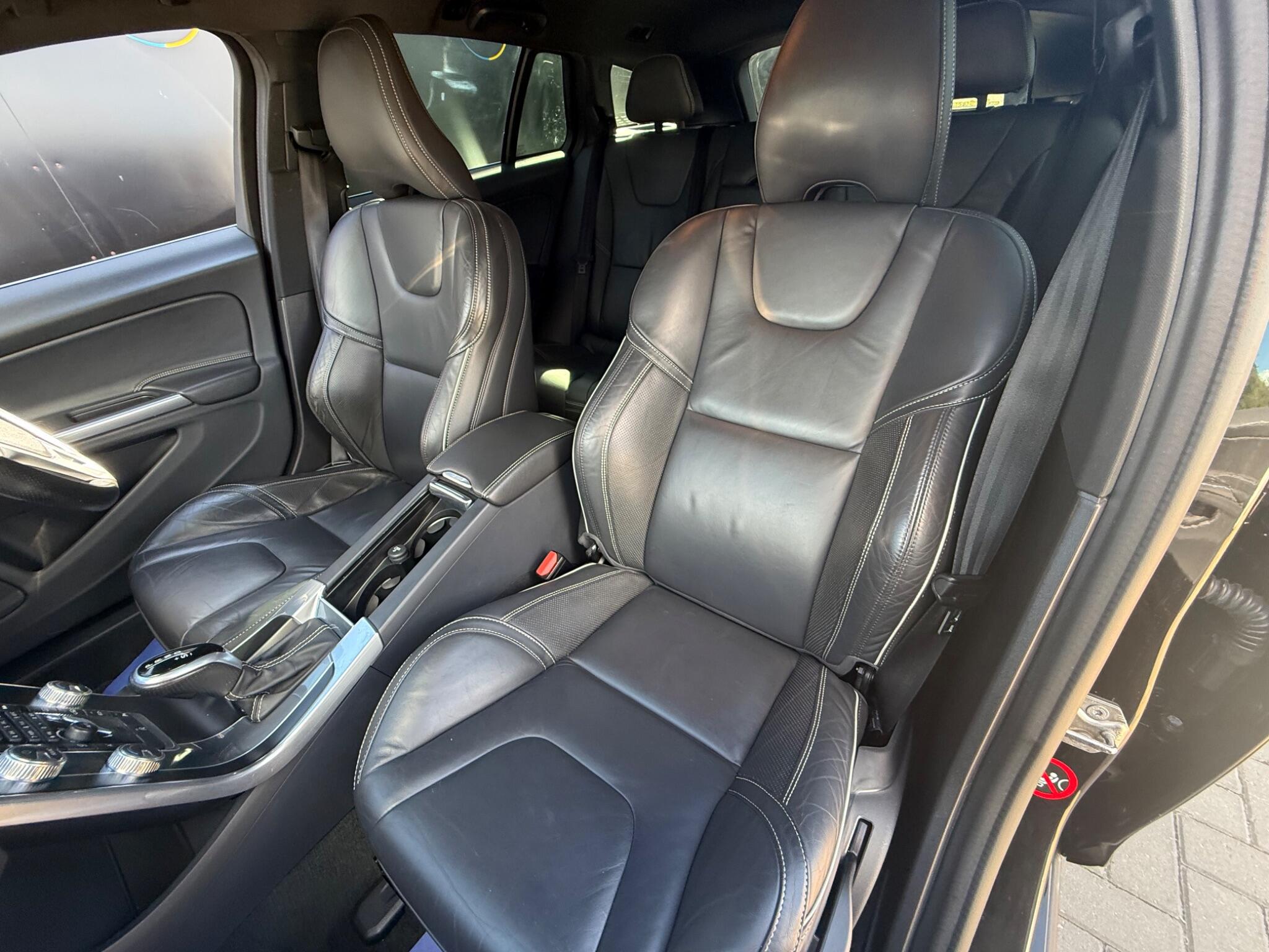 Volvo V60 view 24