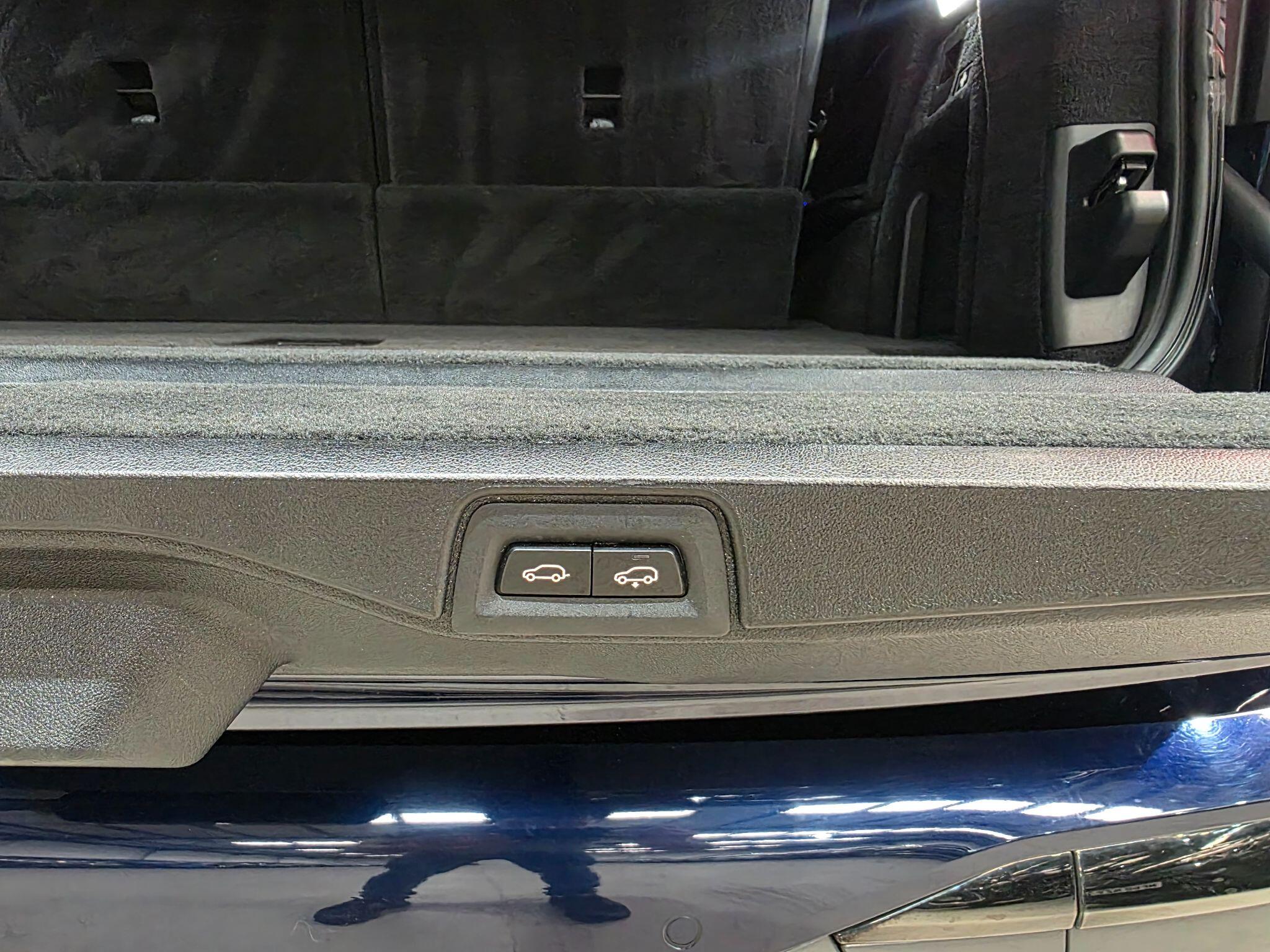 BMW X7 view 84