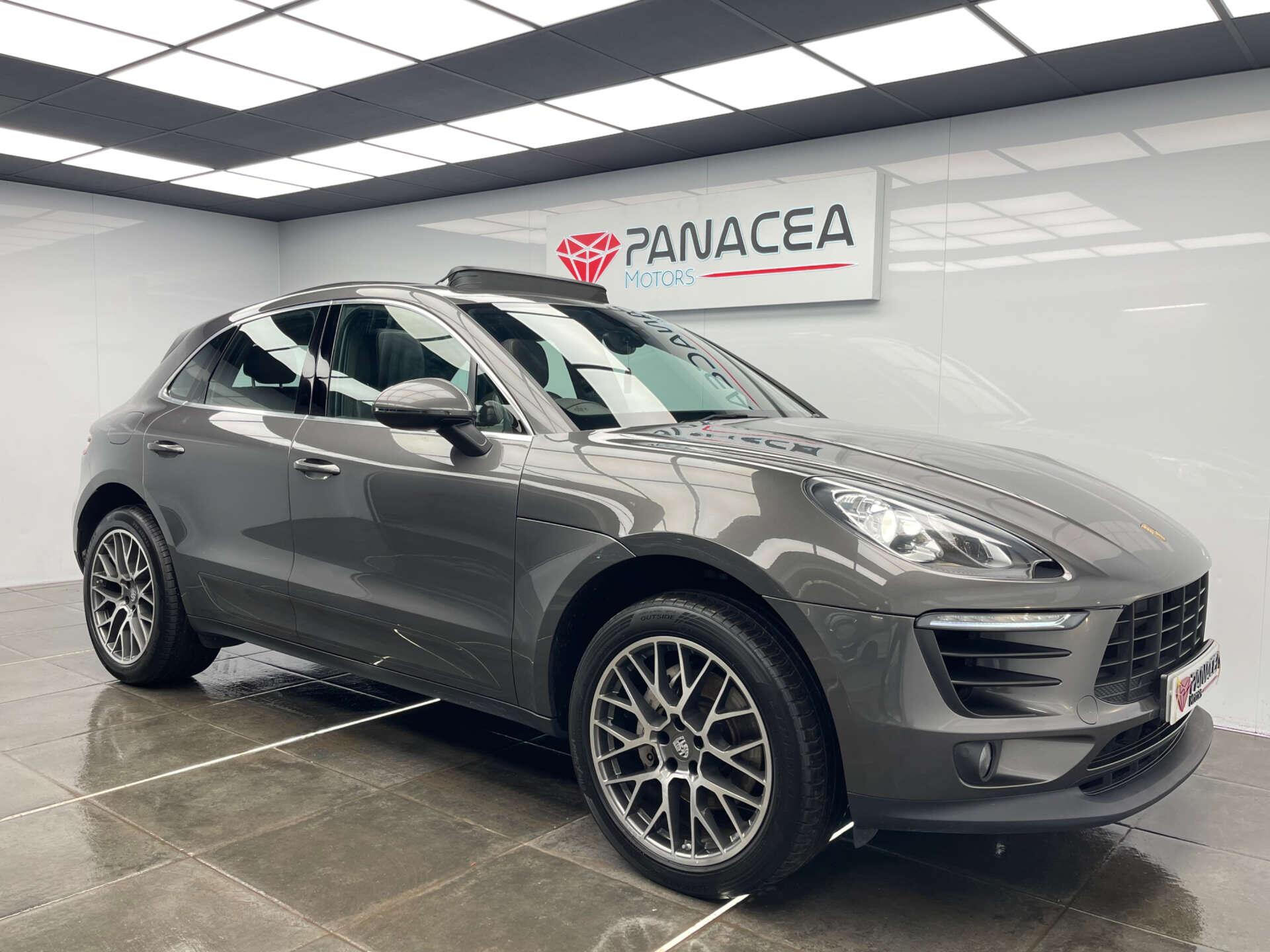 Porsche Macan view 10