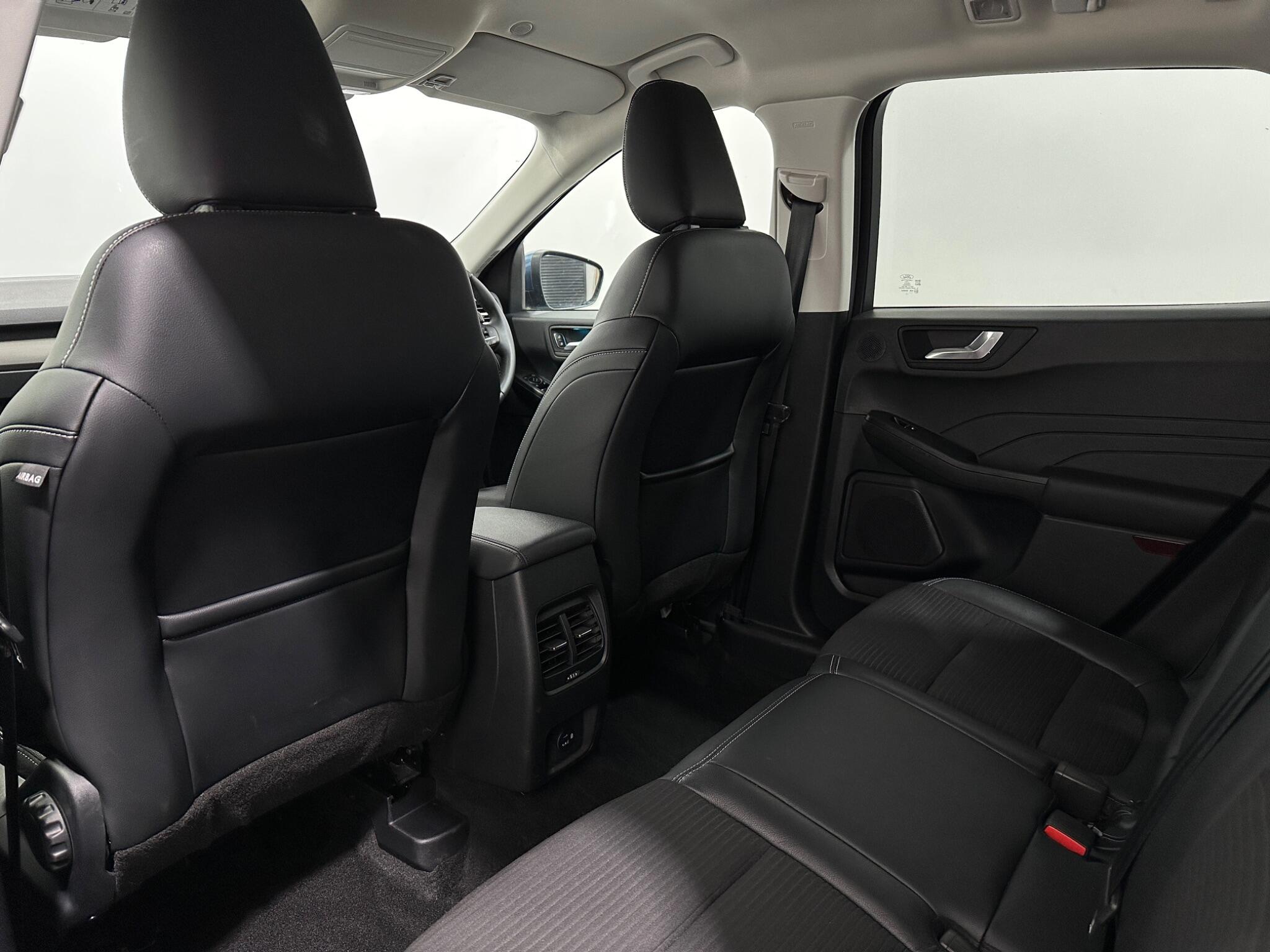 Ford Kuga view 37