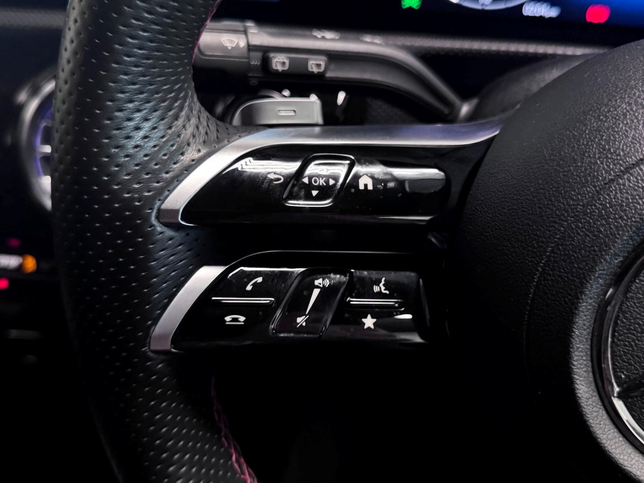 Mercedes-Benz A-Class view 29