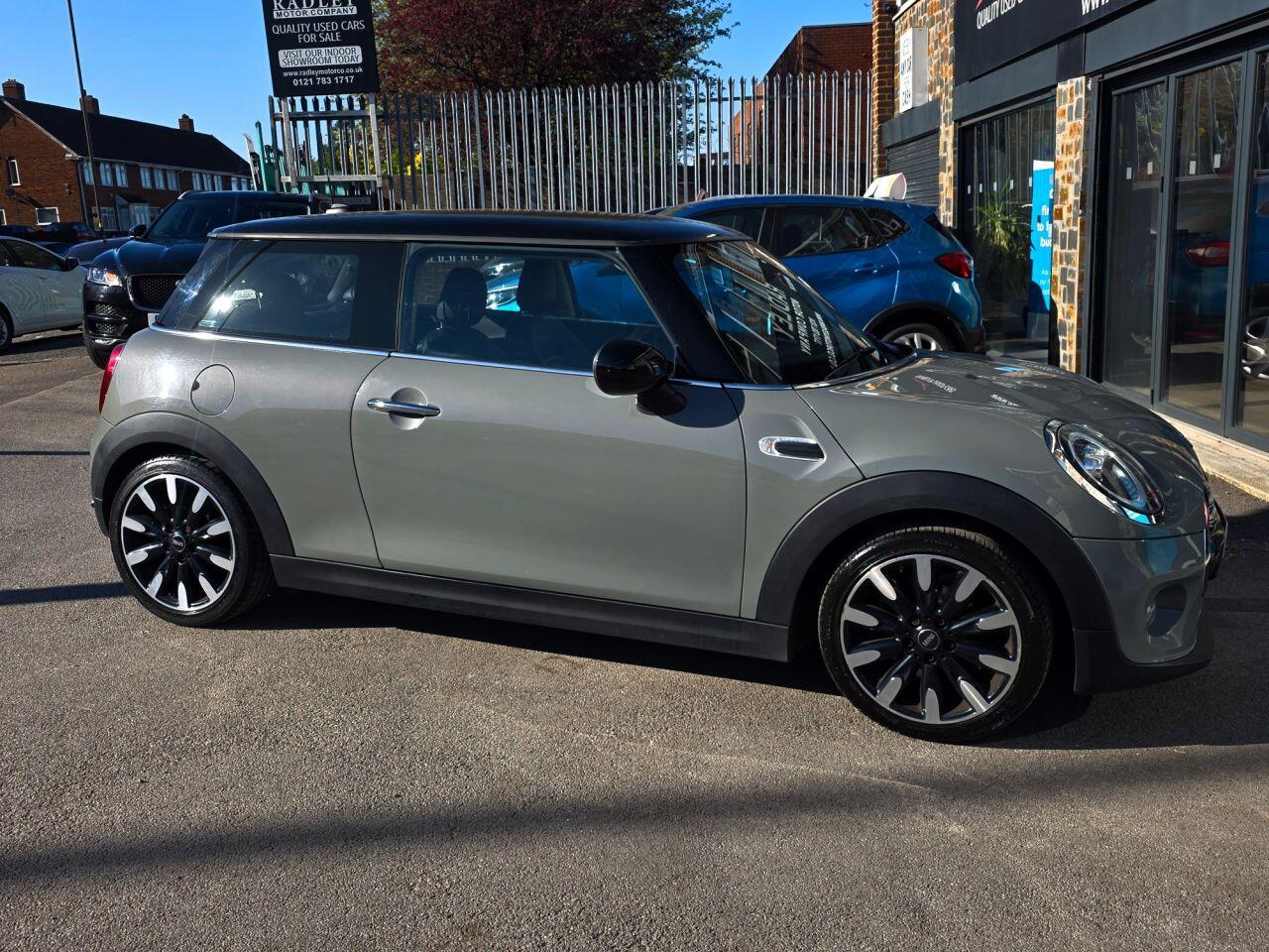 Mini Cooper view 3