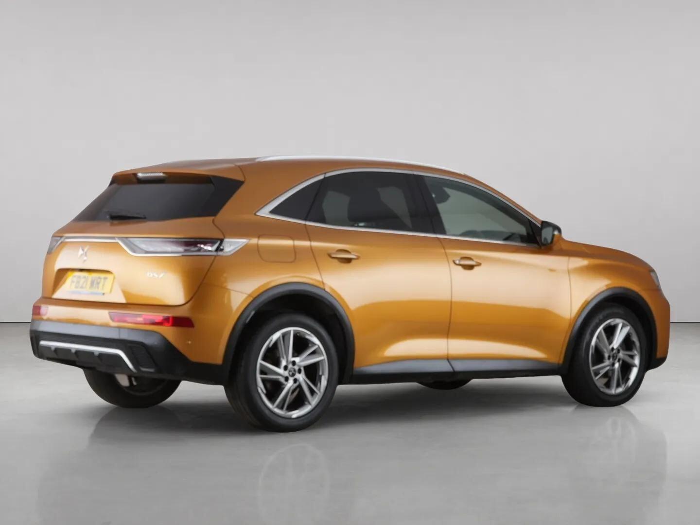 DS Automobiles DS 7 Crossback view 6