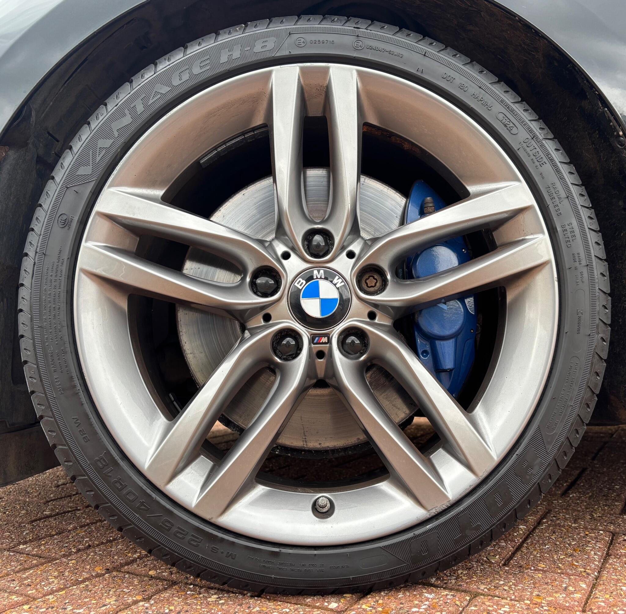 BMW 2 Series view 5