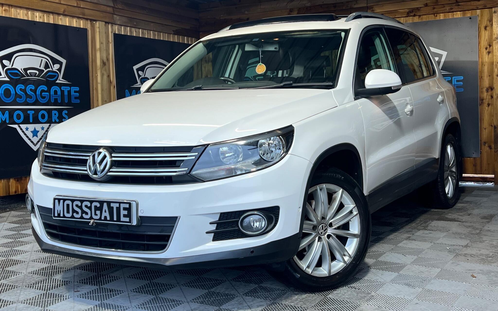 Volkswagen Tiguan view 5