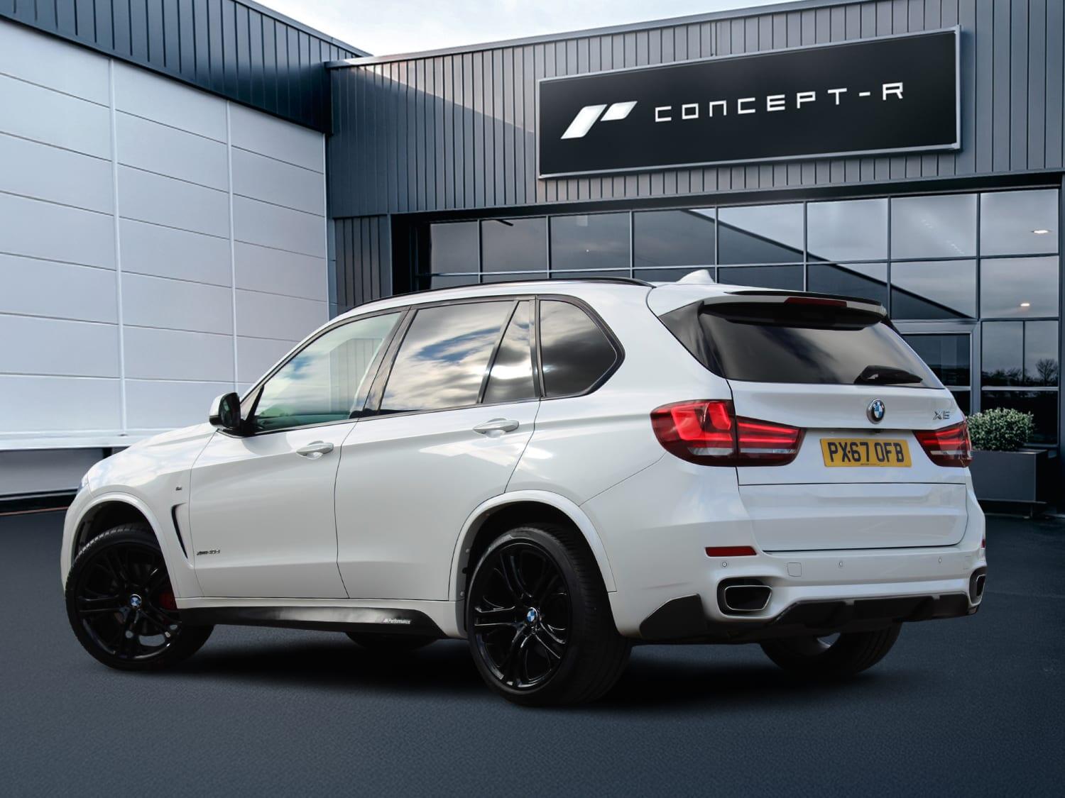 BMW X5 view 2