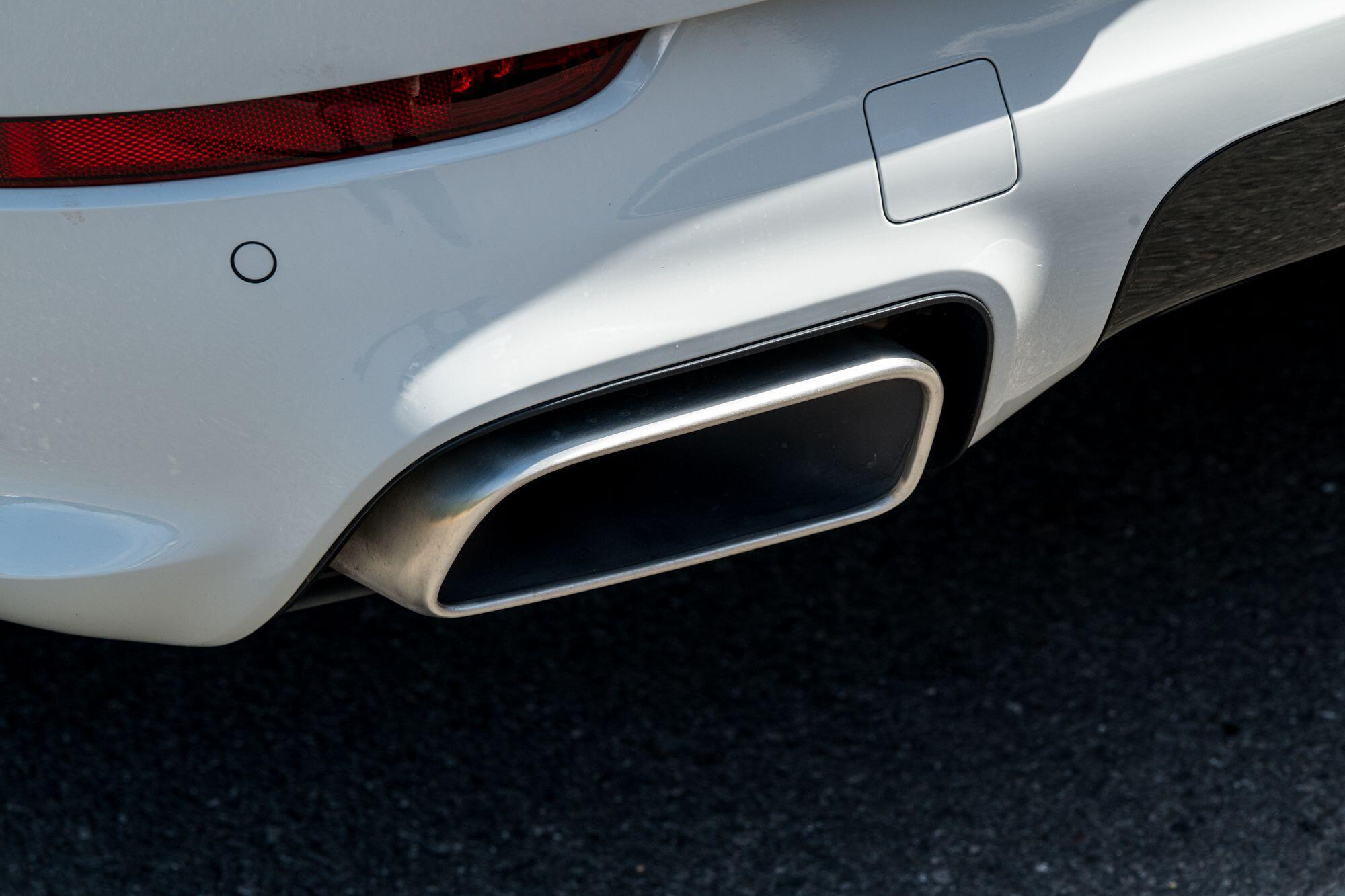 Porsche Cayenne view 28