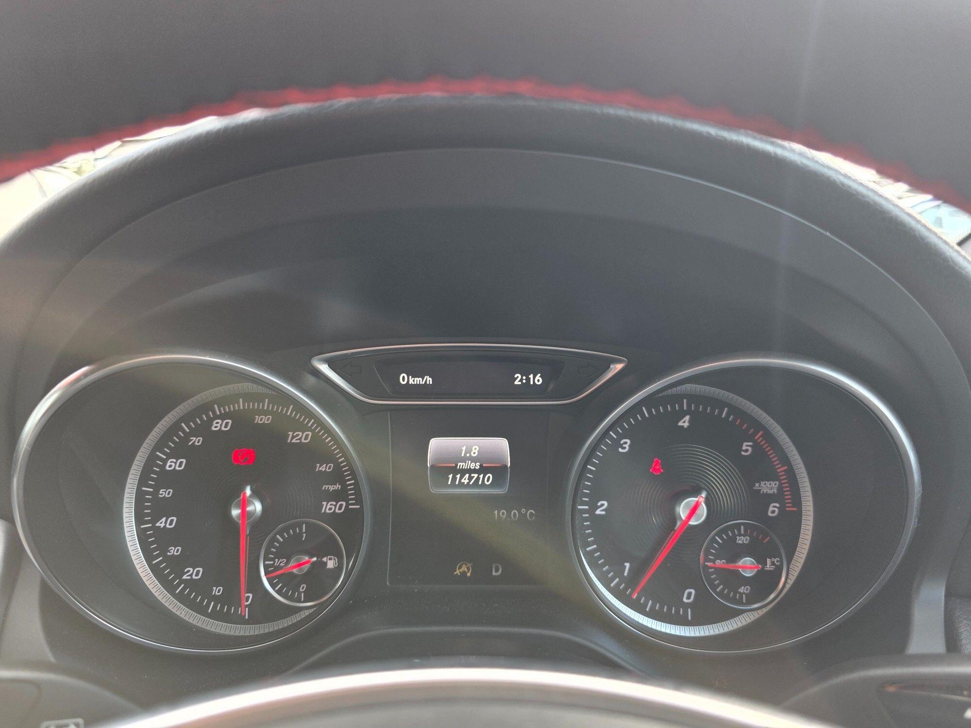 Mercedes-Benz Gla view 23