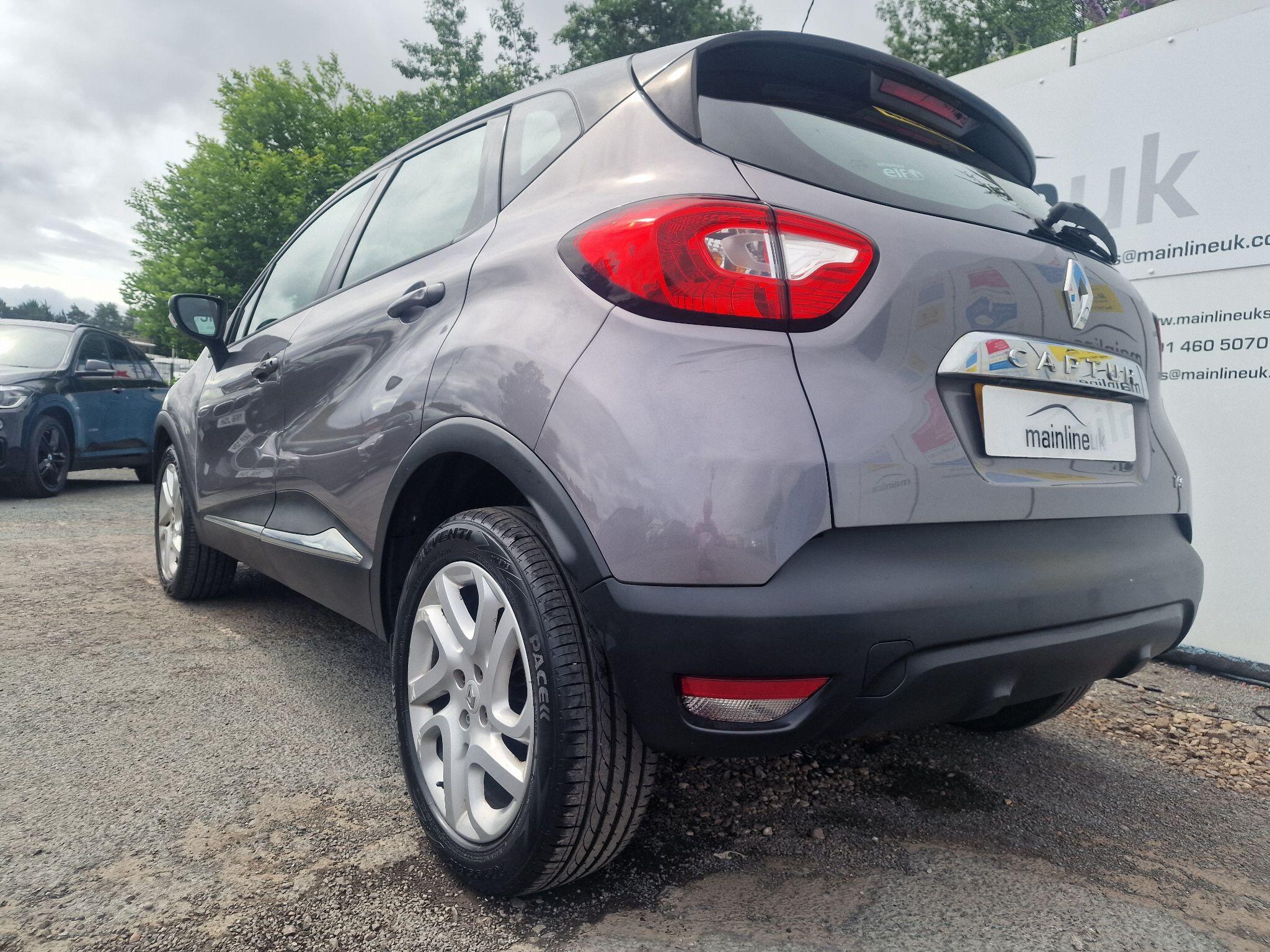 Renault Captur view 13
