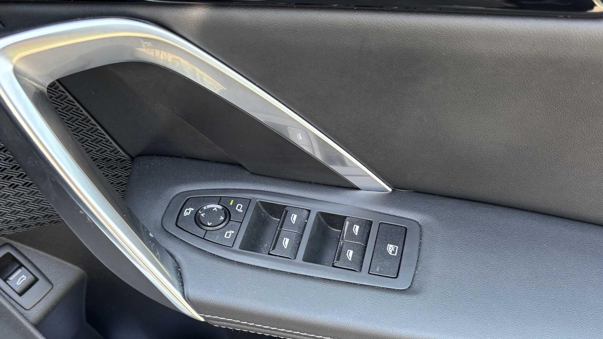 BMW X1 view 24