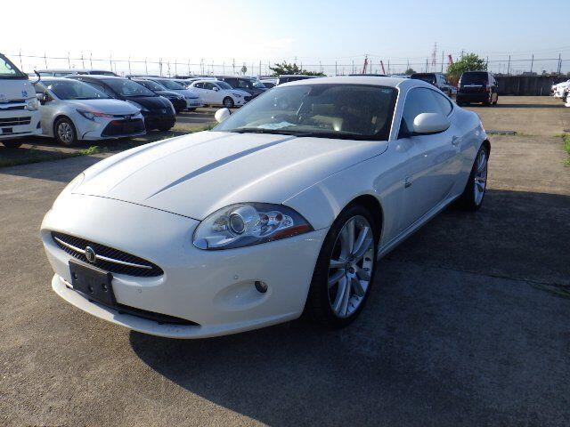 2009 Jaguar XK in White for sale