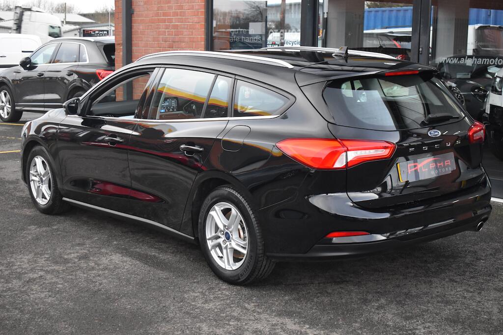 Ford Focus view 20