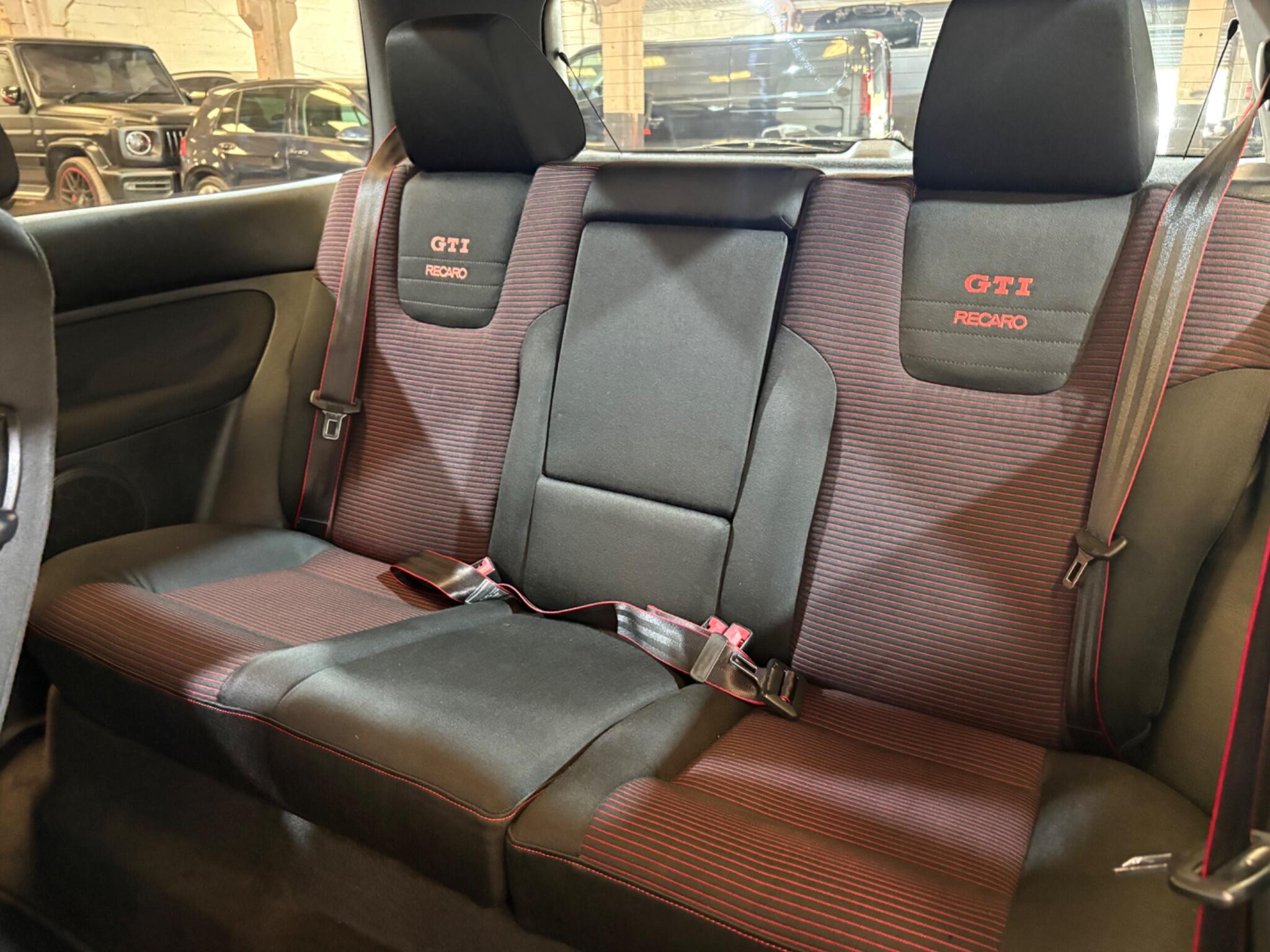 Volkswagen Golf view 25