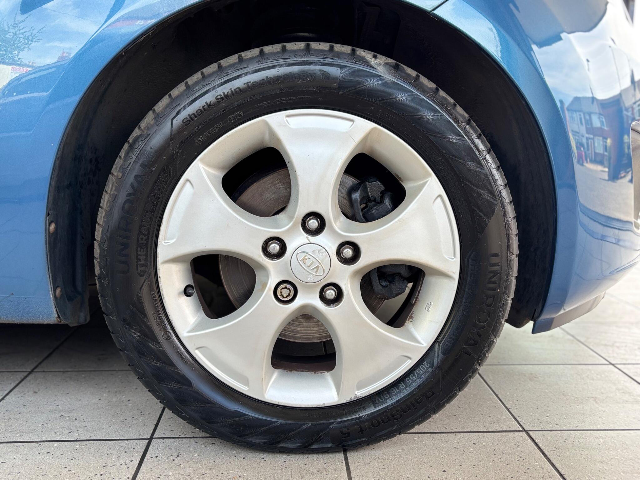 Kia Venga view 20