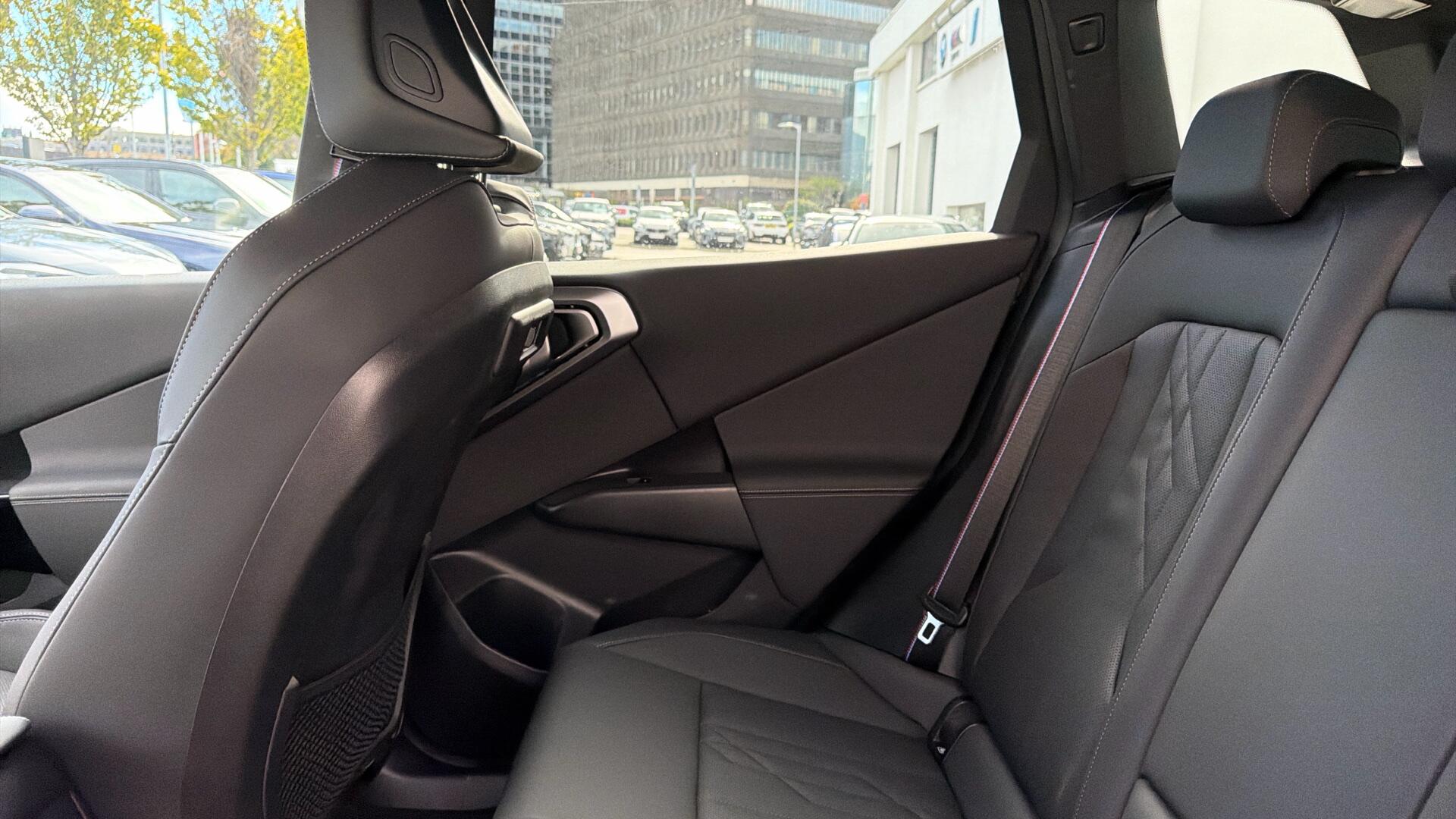 BMW X3 view 59