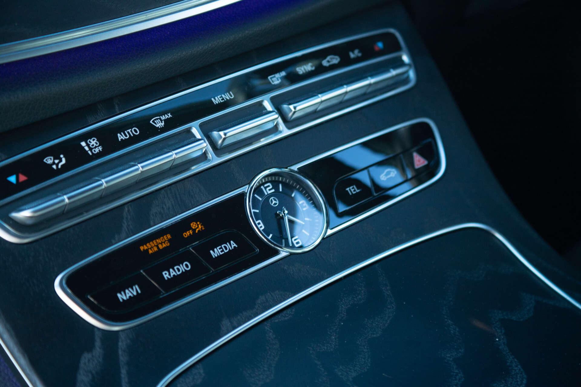 Mercedes-Benz E-Class view 47