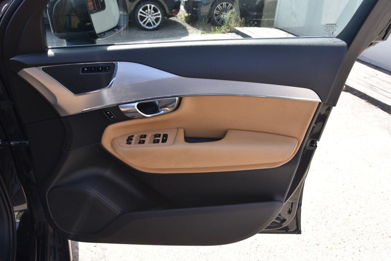 Volvo XC90 view 54