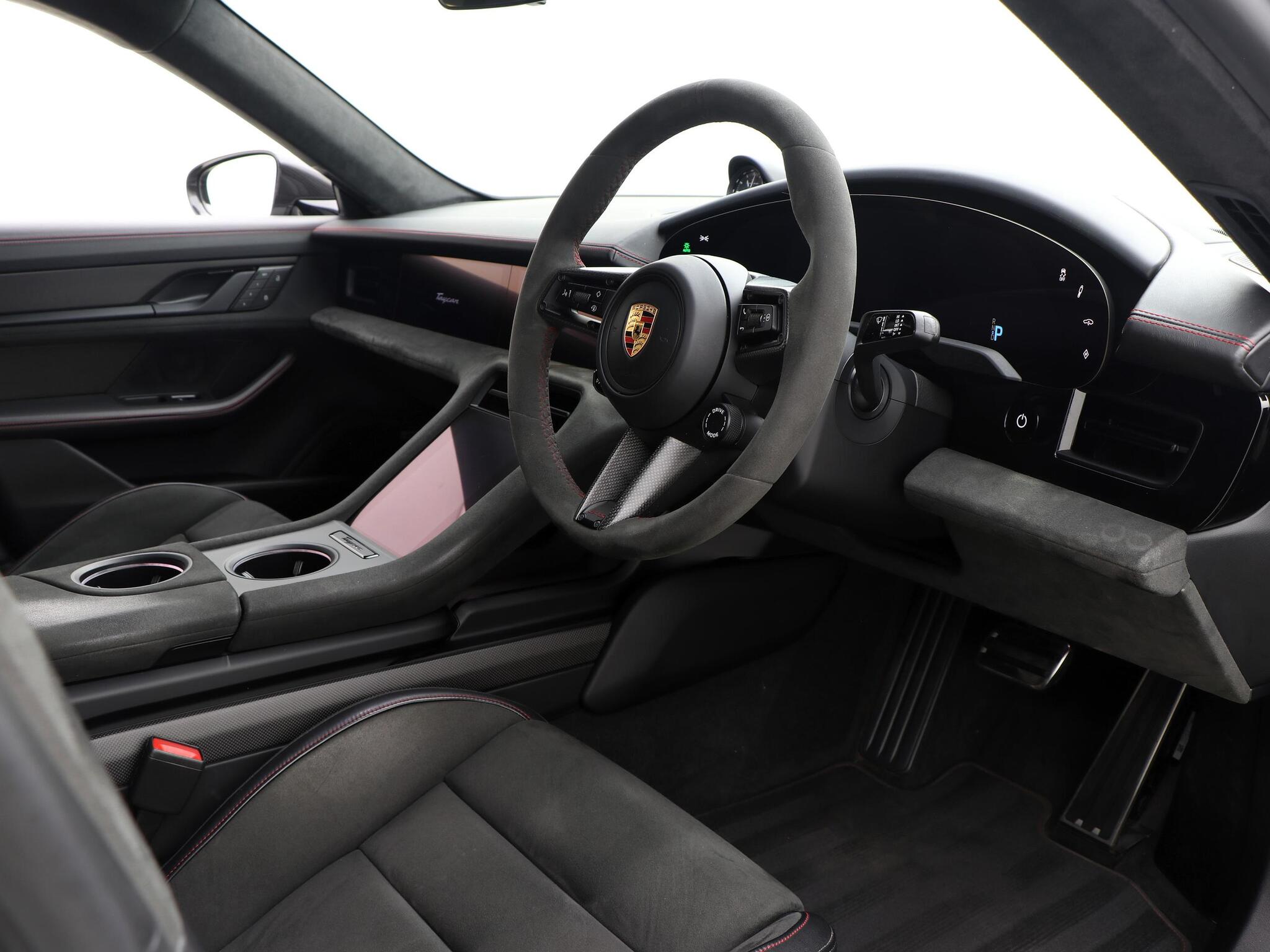 Porsche Taycan view 9