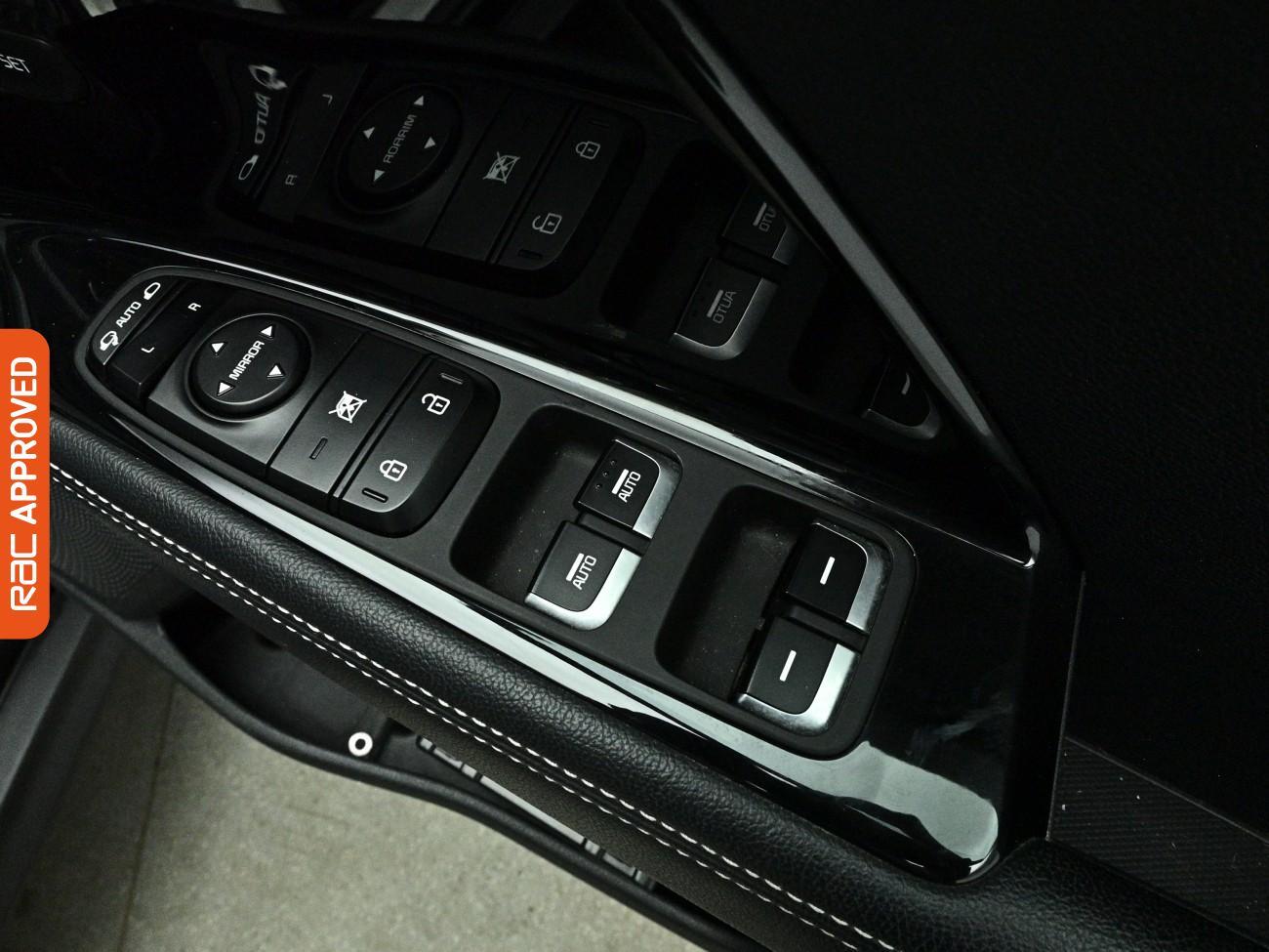 Kia Niro view 28