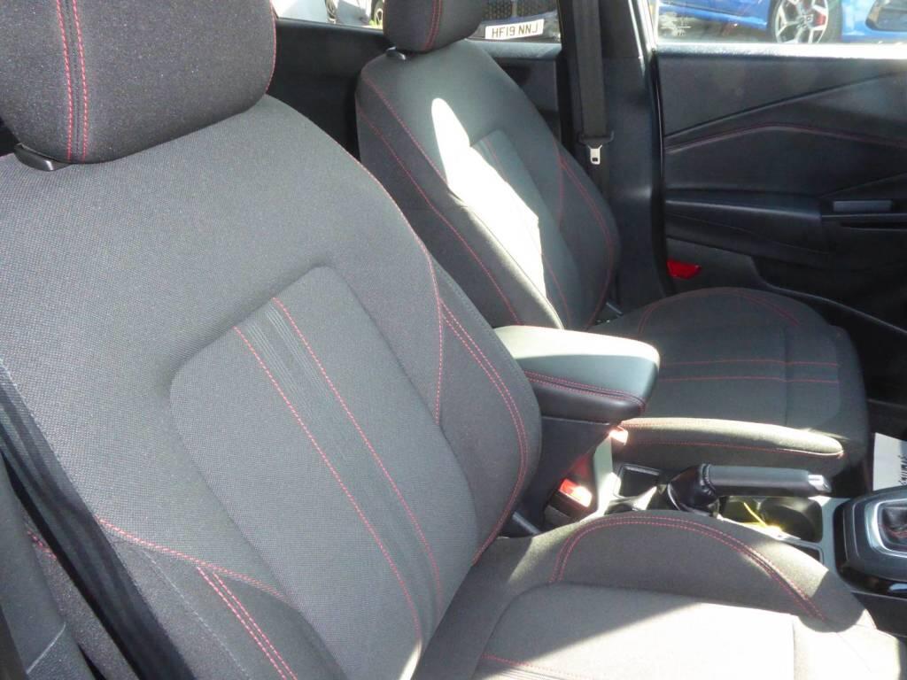 Ford Puma view 13