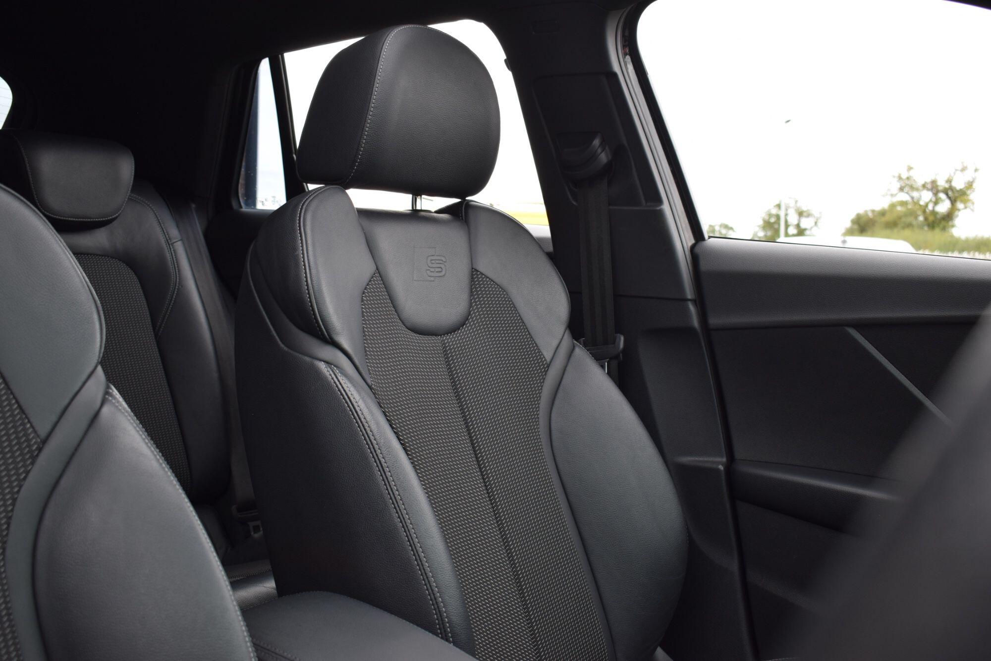Audi Q2 view 5