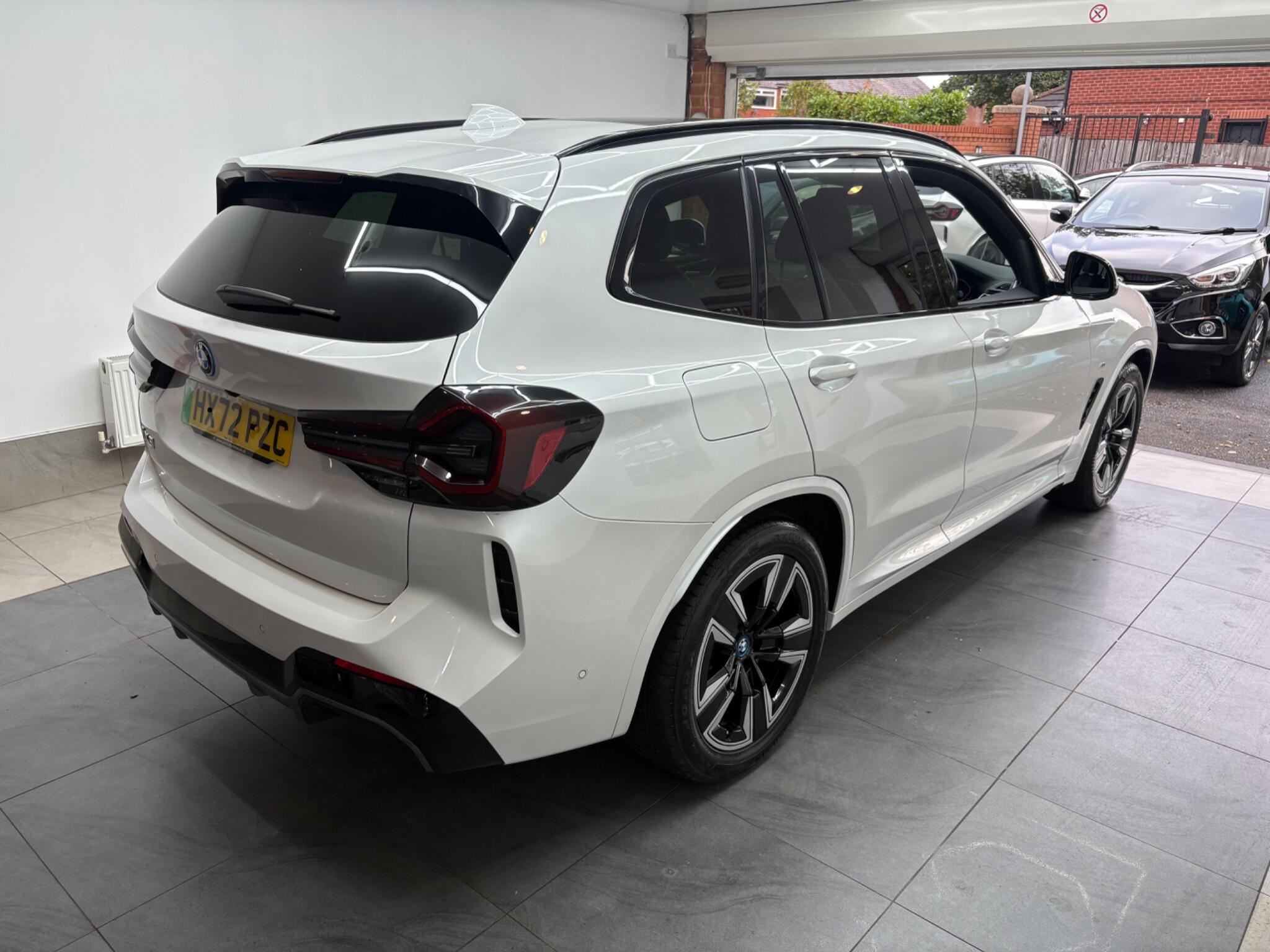 BMW iX3 view 7
