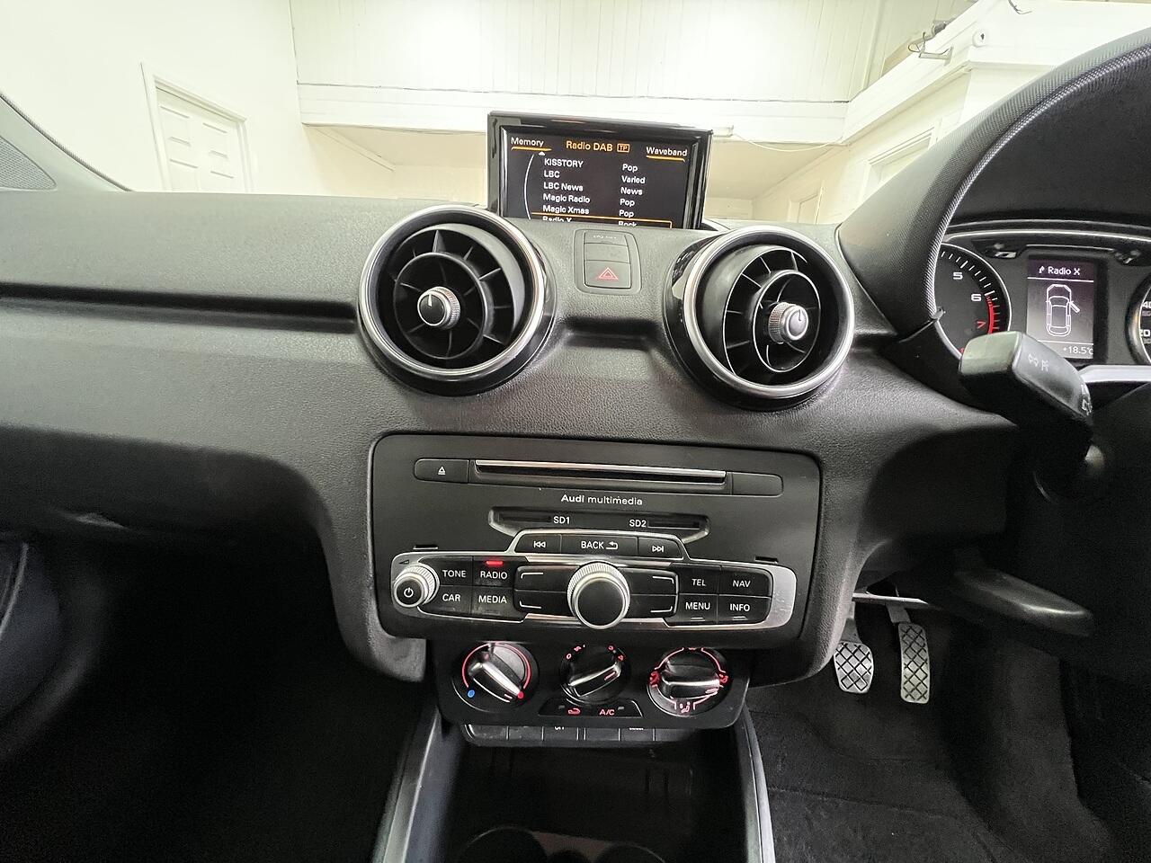 Audi A1 view 11