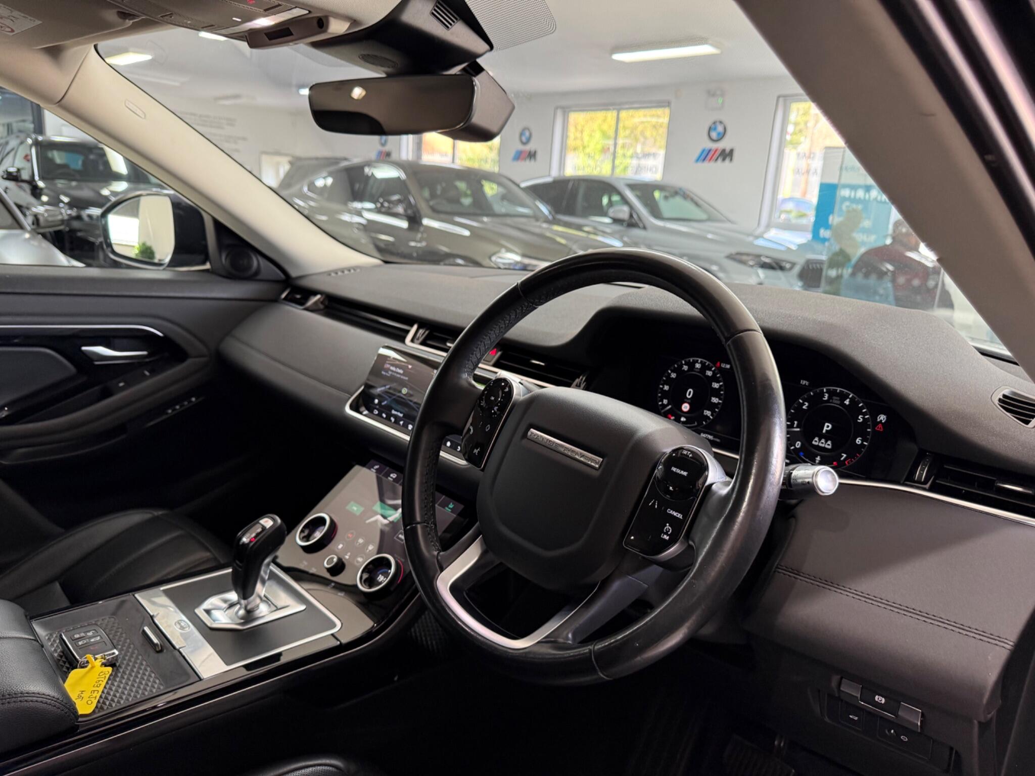 Land Rover Range Rover Evoque view 25