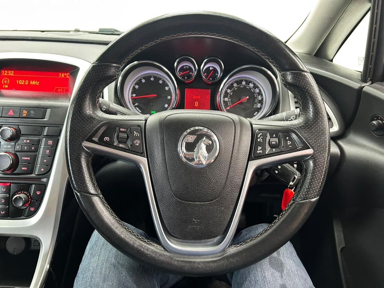 Vauxhall Astra view 11