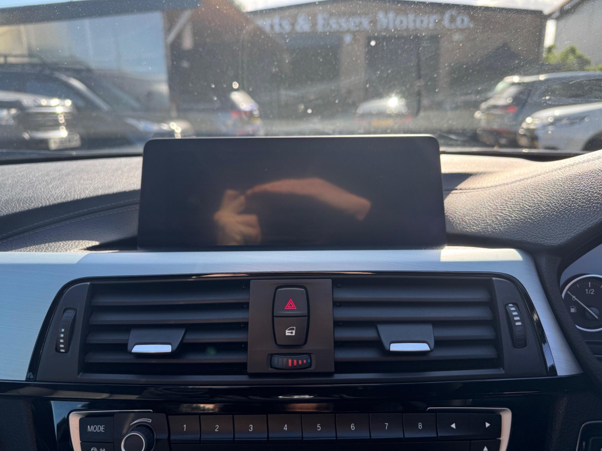 BMW 4 Series view 22