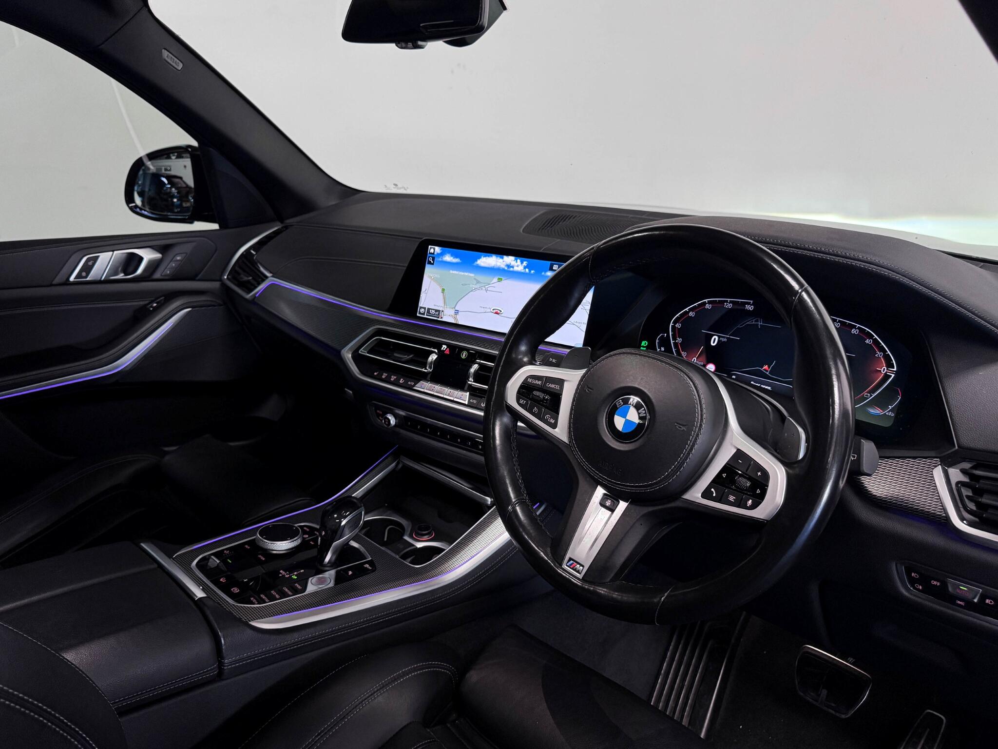 BMW X5 view 31