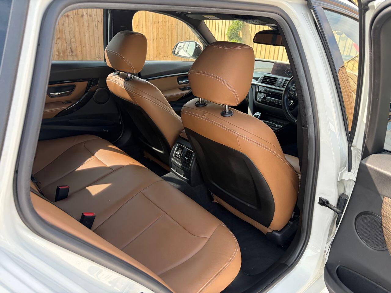 BMW 3 Series view 21