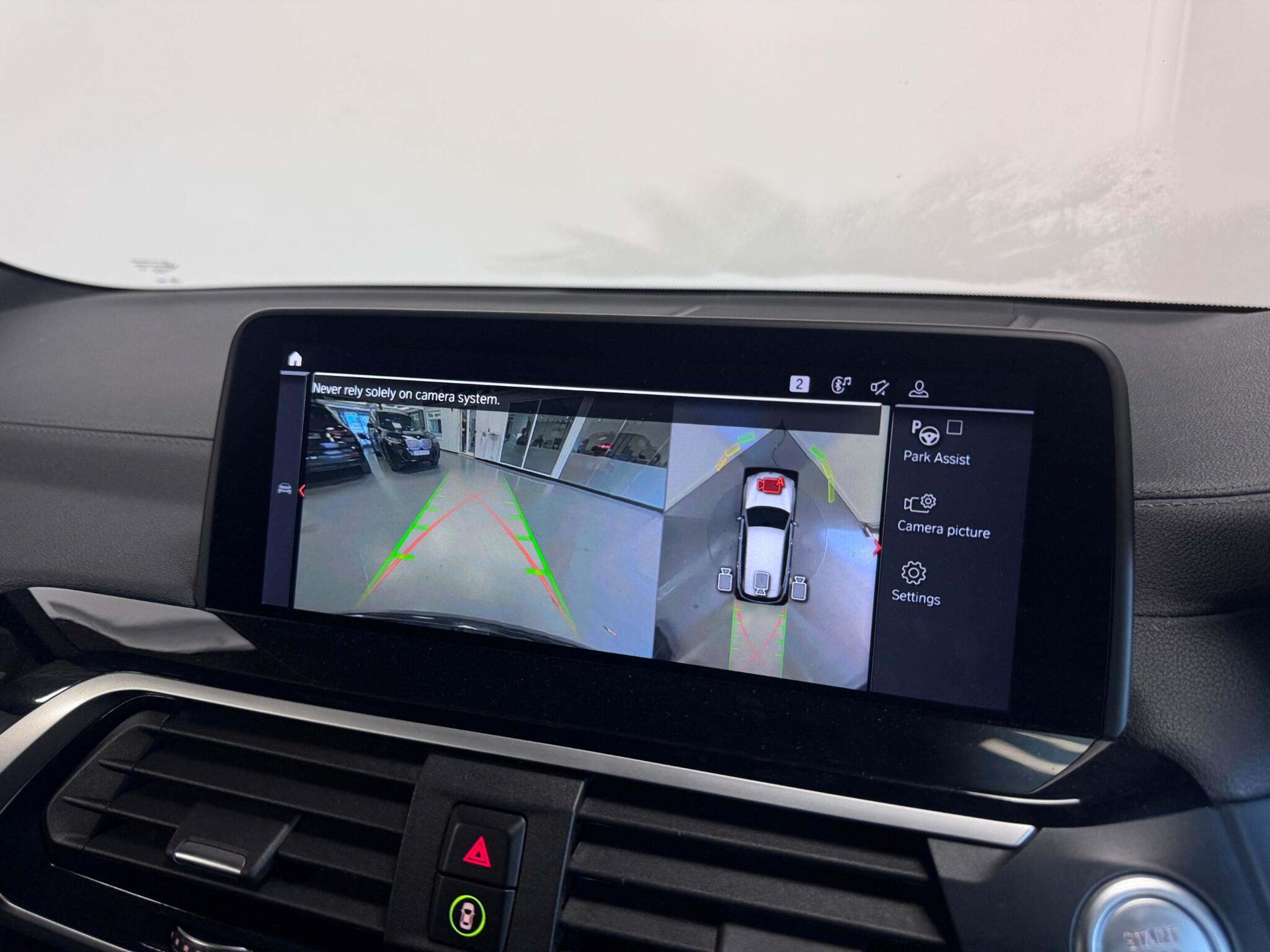 BMW X3 view 12