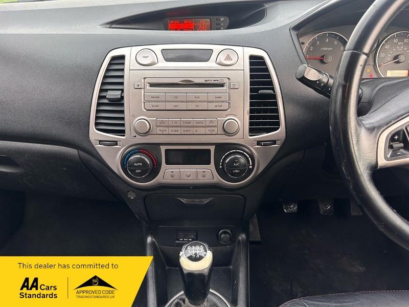 2009 Hyundai i20 image 18