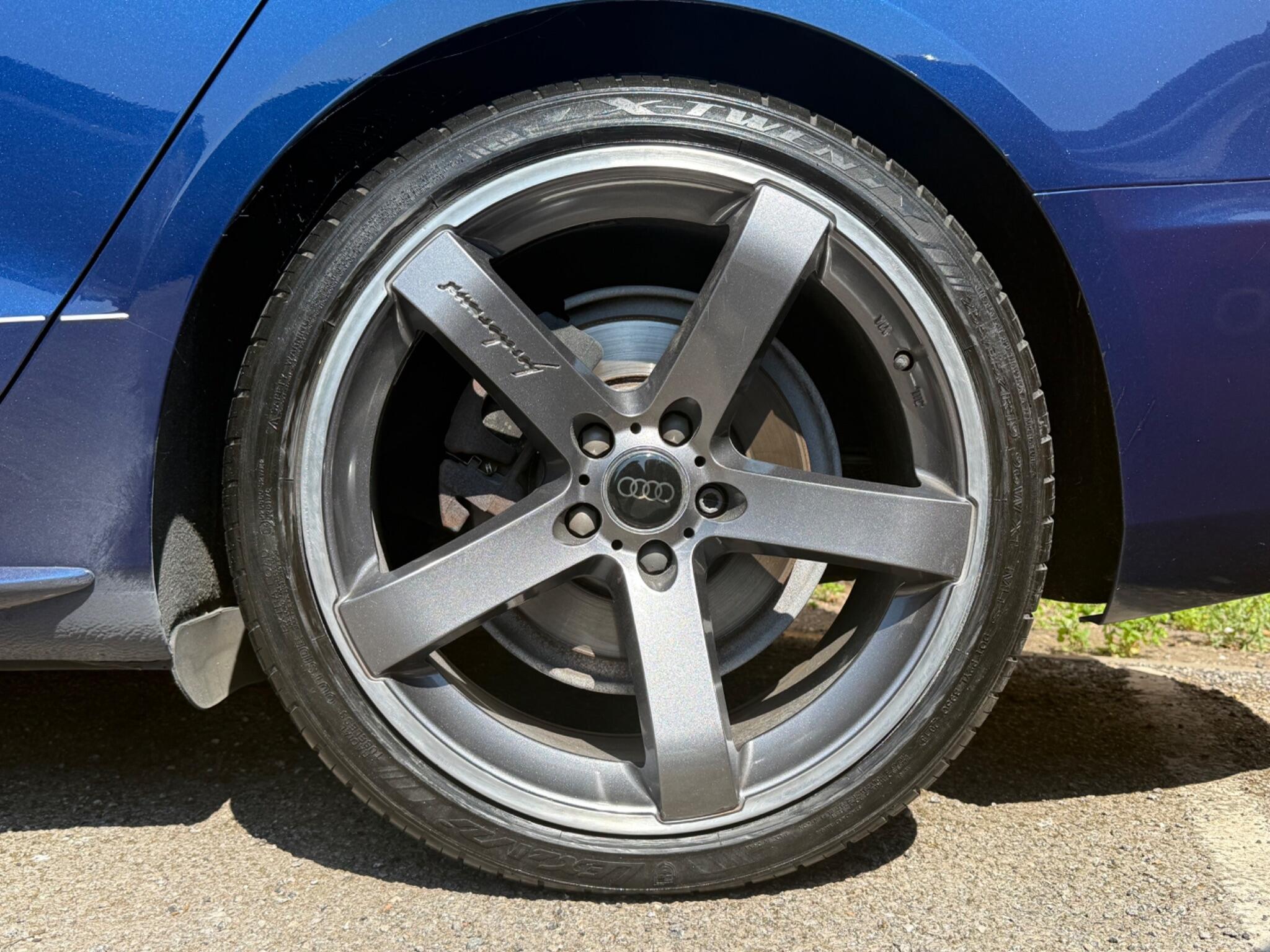 Audi A5 view 11