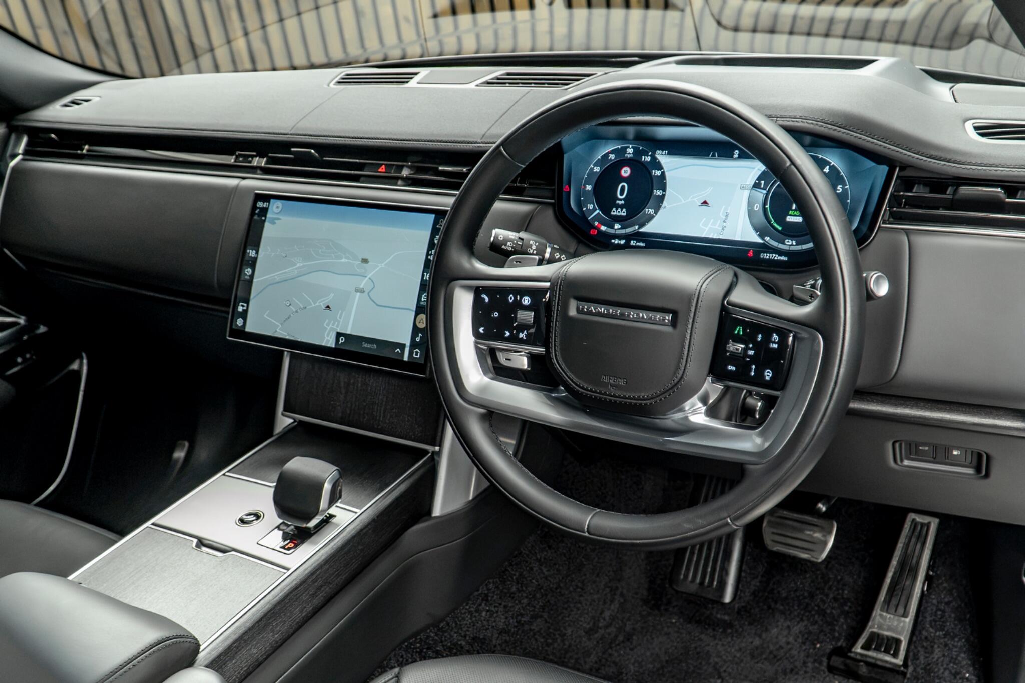 Land Rover Range Rover view 23
