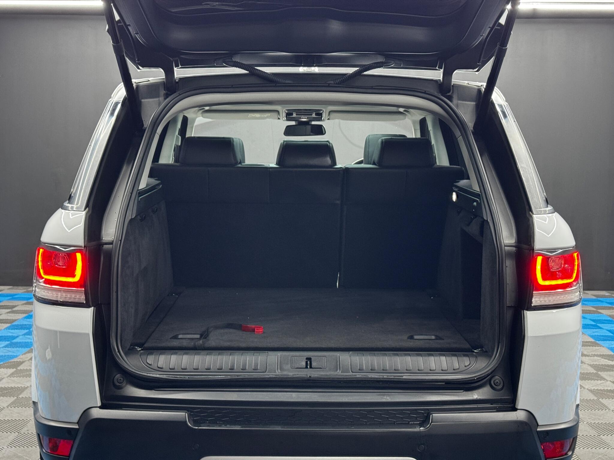 Land Rover Range Rover Sport view 36