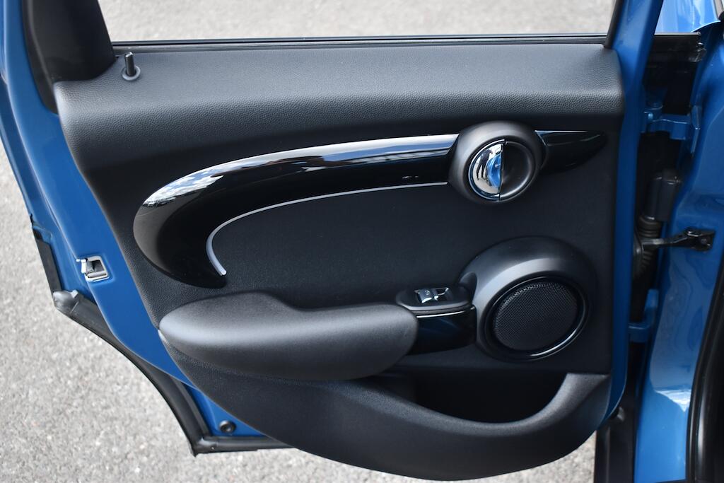 Mini Cooper view 46