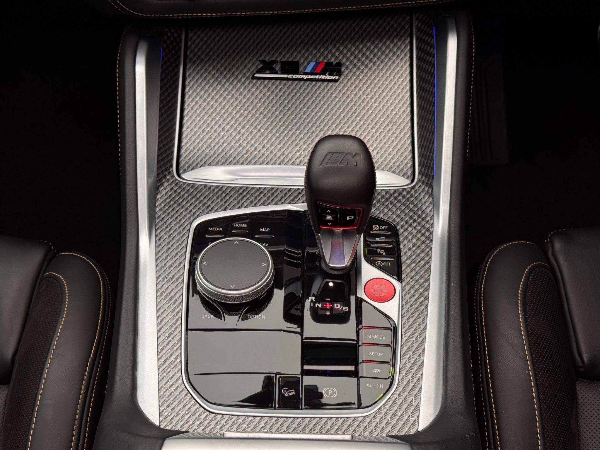 BMW X6 M view 14