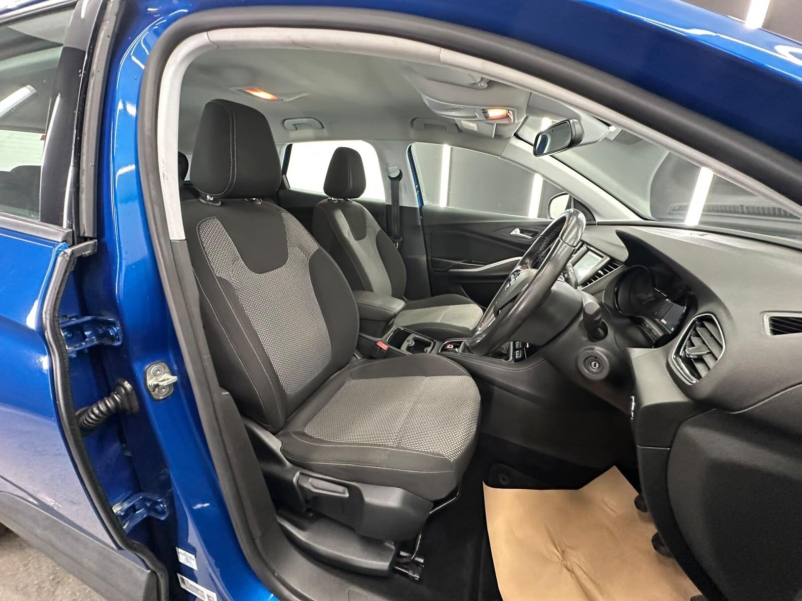 Vauxhall Grandland X view 26