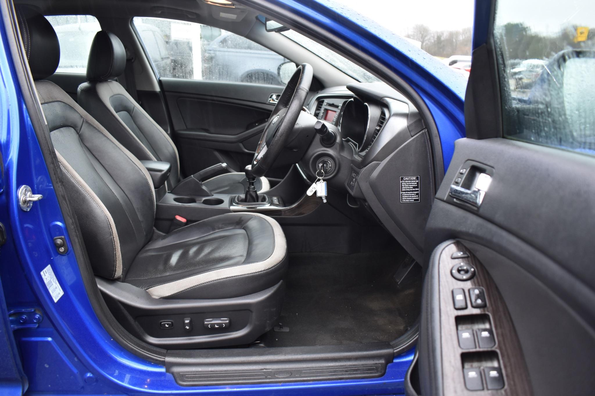 Optima - 1.6 CRDi 2 Euro 6 (s/s) 4dr - Image 37