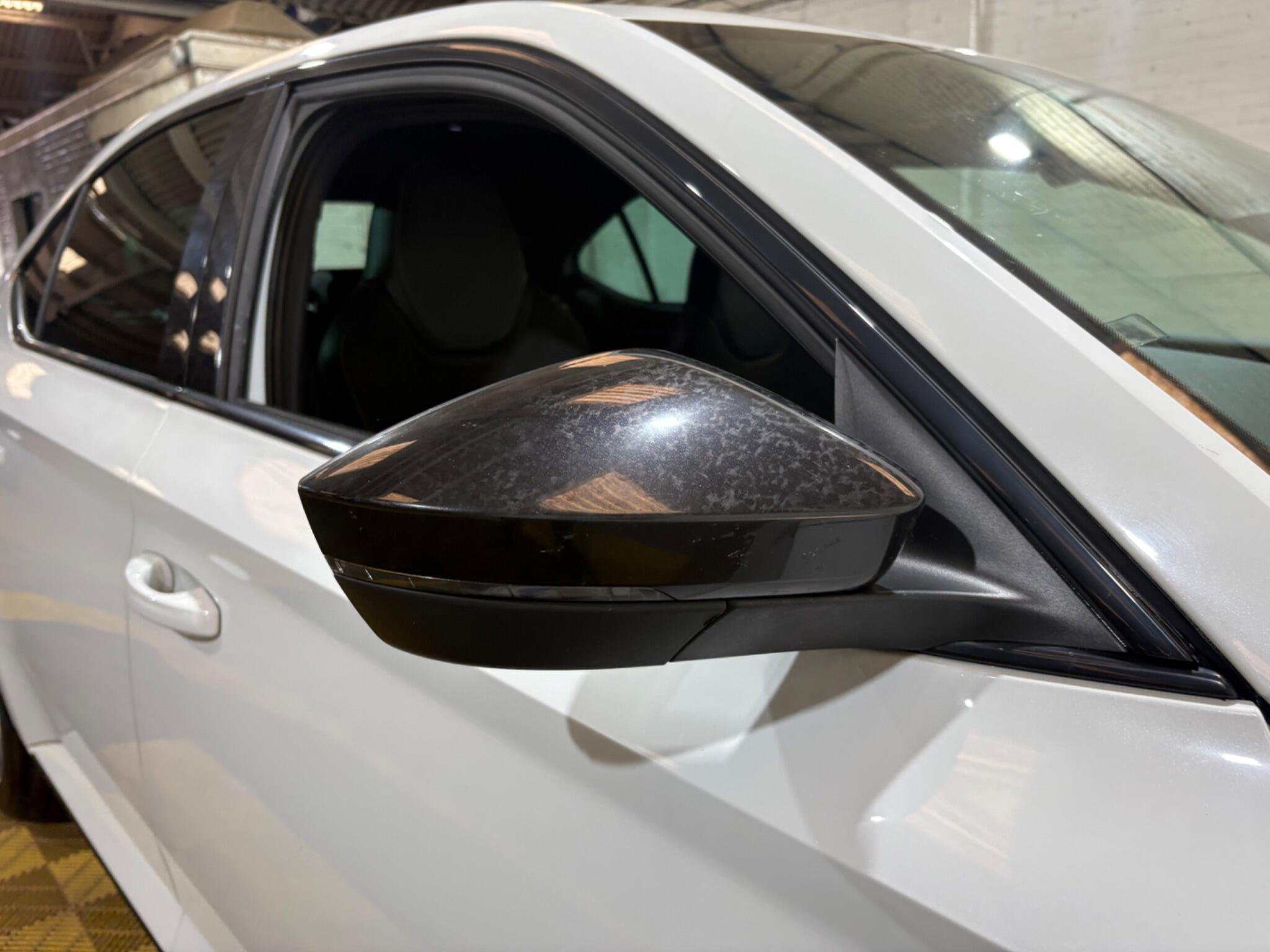 Skoda Superb view 53