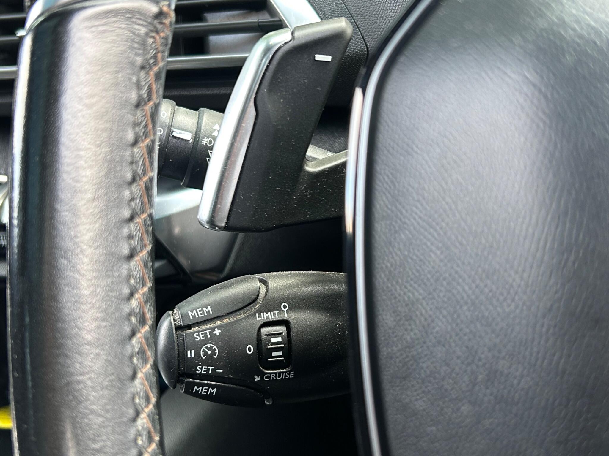 Peugeot 5008 view 33