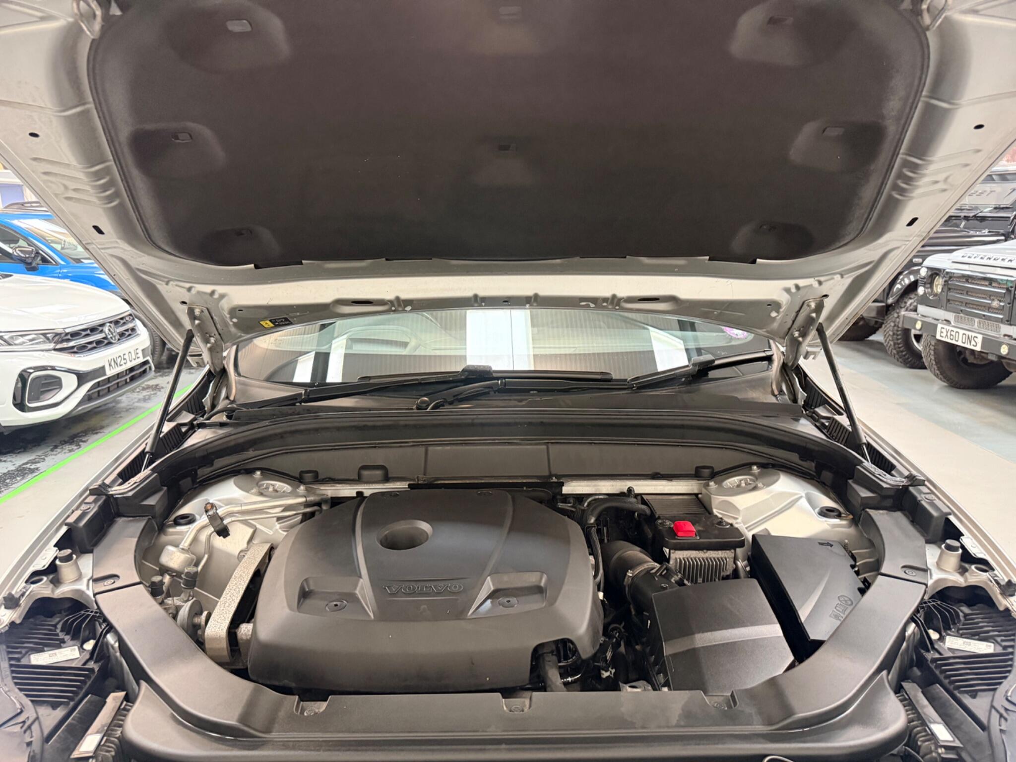 Volvo XC60 view 39