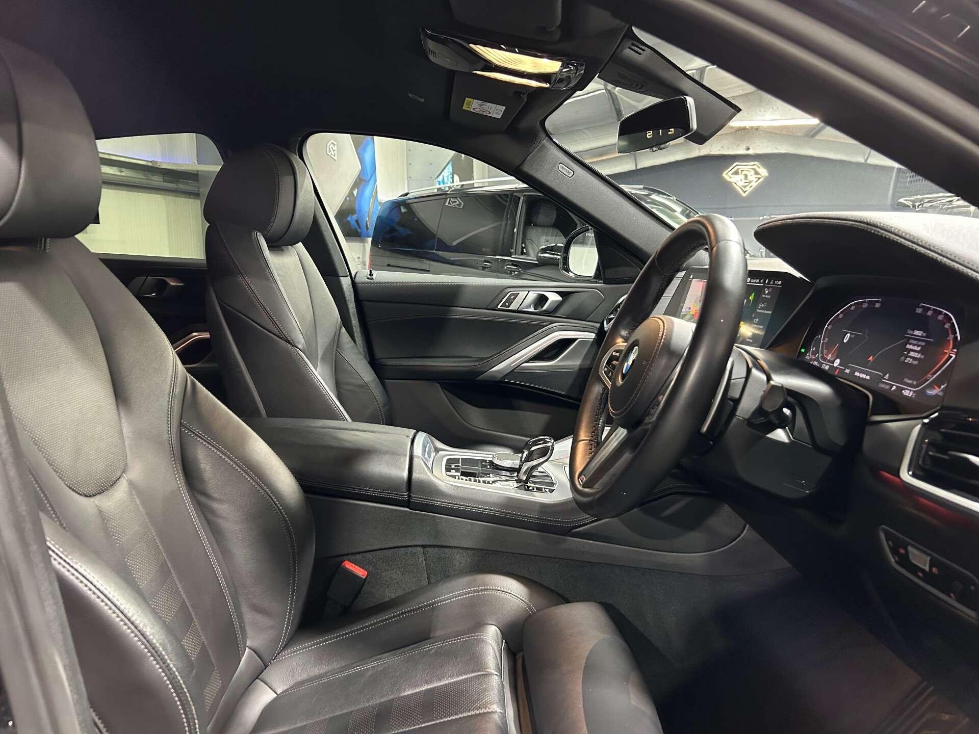 BMW X6 view 37