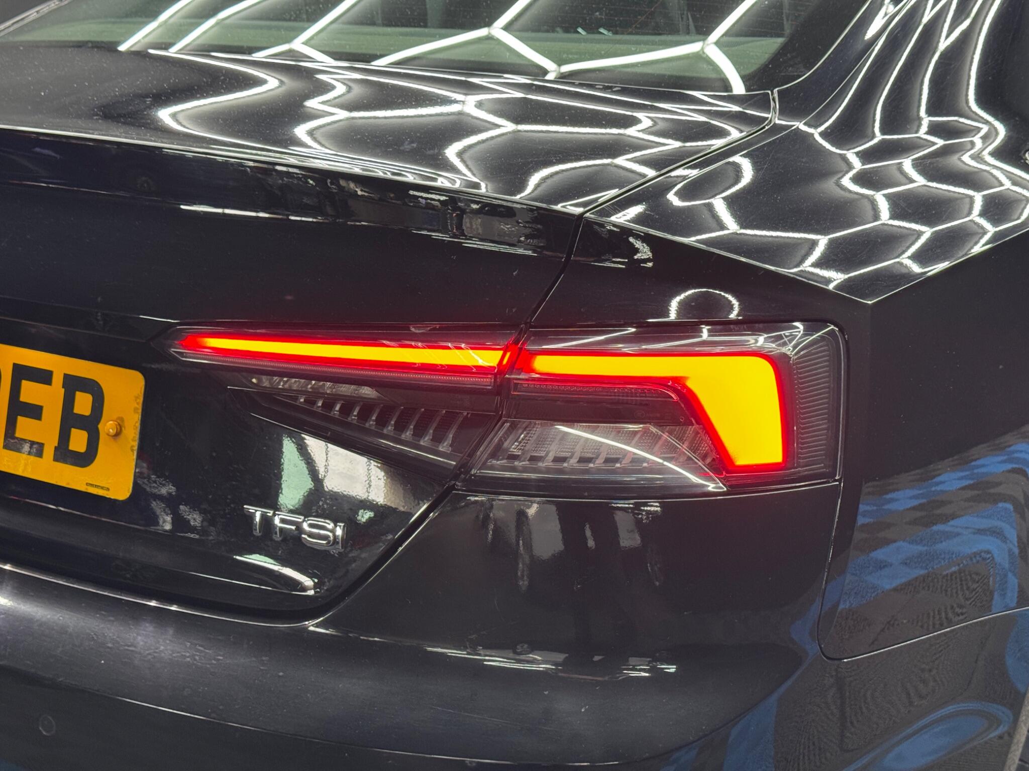 Audi A5 view 45