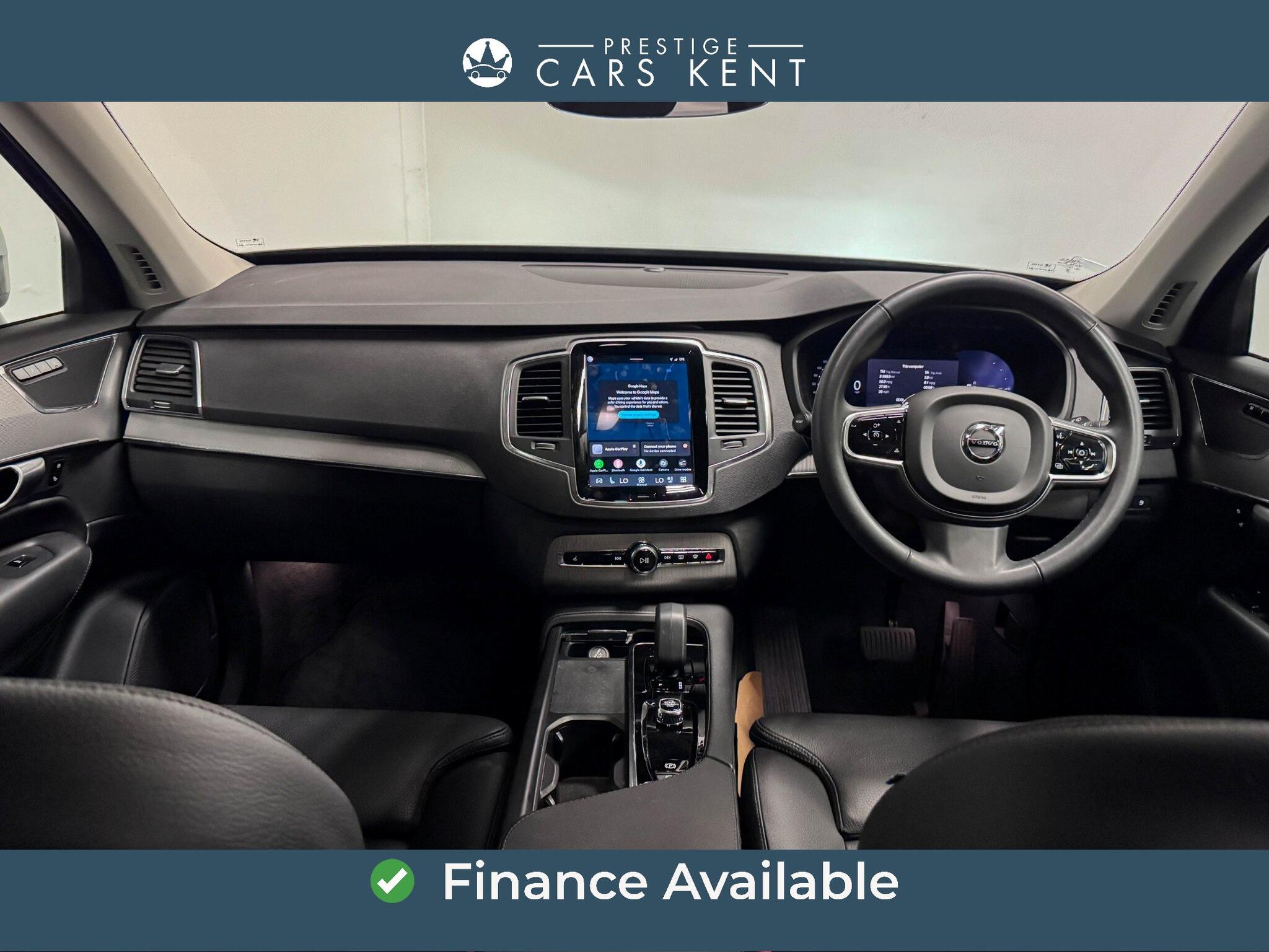 Volvo XC90 view 2