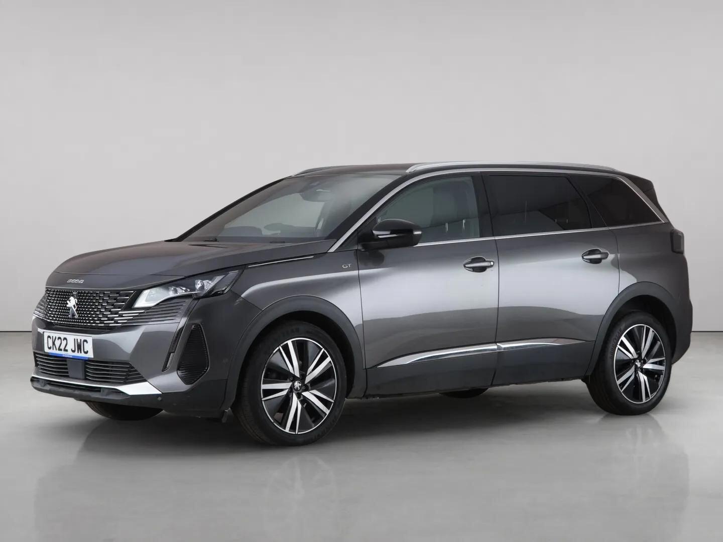 Peugeot 5008 view 2