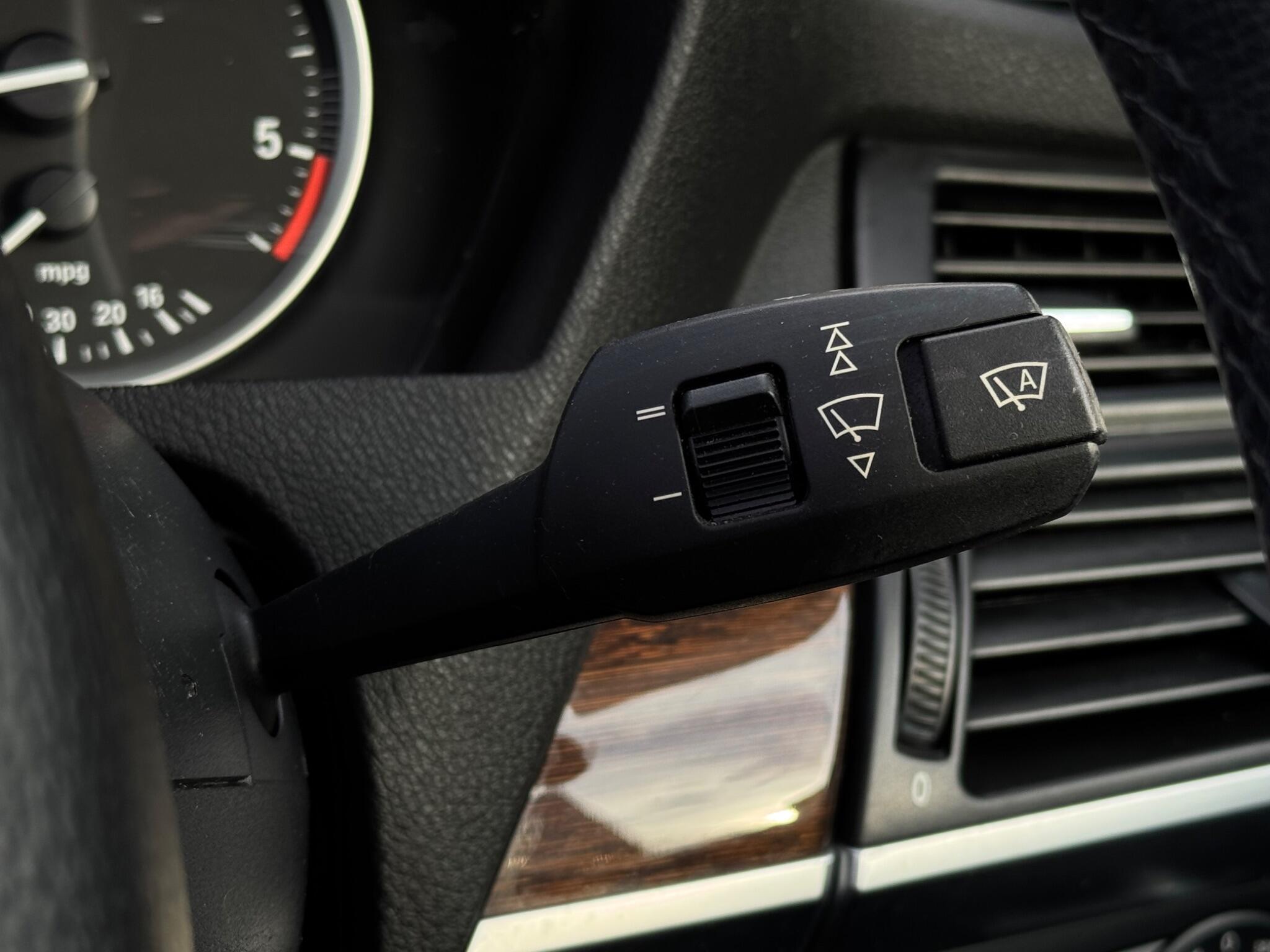 BMW X6 view 41