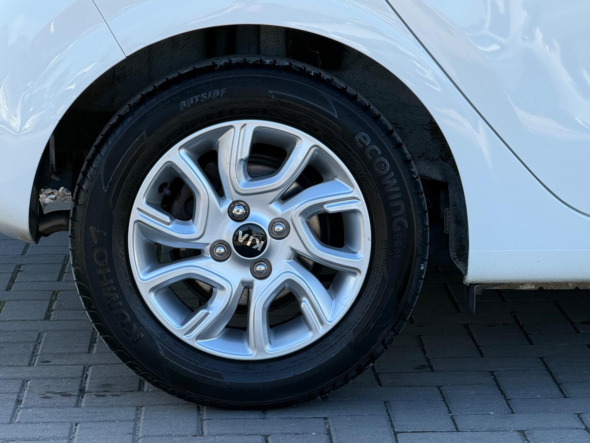 Kia Picanto view 13